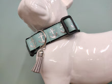 Collier chien grandes ancres argentées (Plusieurs coloris)