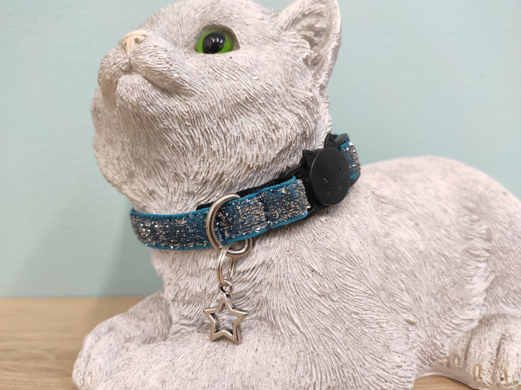 Collier chat Bleu à paillettes argentées